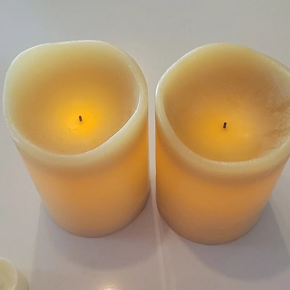 Elegant Cream Candle Set